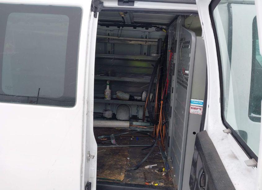 Photo 8 of 2016 Chevrolet Express 2500 WORK VAN (VIN 1GCWGAFG8G1281209)