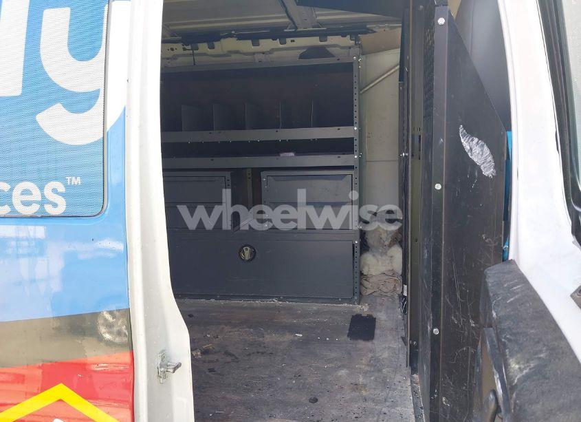 Photo 8 of 2019 Chevrolet Express 2500 WORK VAN (VIN 1GCWGAFG8K1270915)