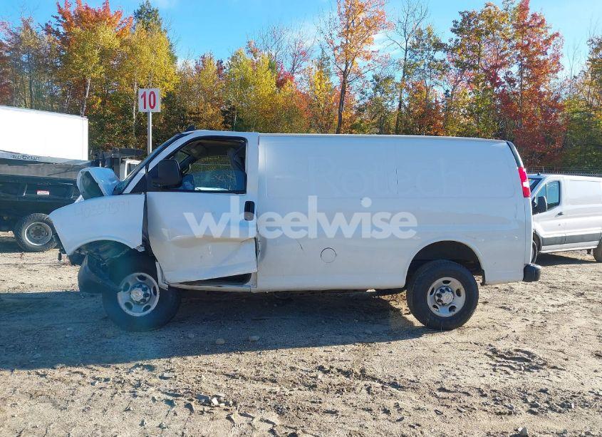 Photo 14 of 2020 Chevrolet Express CARGO RWD 2500 REGULAR WHEELBASE WT (VIN 1GCWGAFG8L1263027)