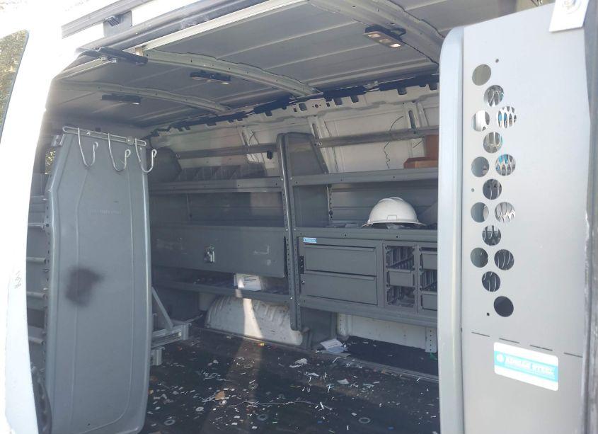 Photo 8 of 2018 Chevrolet Express 2500 WORK VAN (VIN 1GCWGAFG9J1905025)