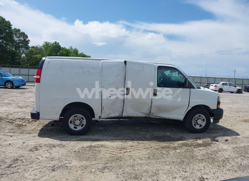 Photo 13 of 2020 Chevrolet Express CARGO RWD 2500 REGULAR WHEELBASE WT (VIN 1GCWGAFG9L1207050)