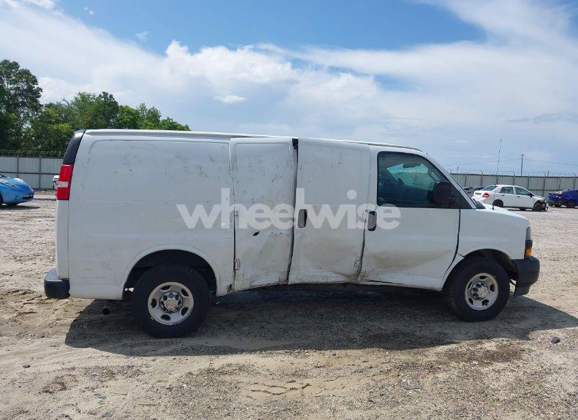 Photo 6 of 2020 Chevrolet Express CARGO RWD 2500 REGULAR WHEELBASE WT (VIN 1GCWGAFG9L1207050)