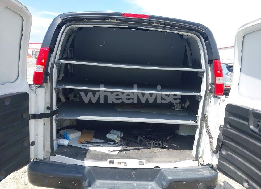 Photo 8 of 2020 Chevrolet Express CARGO RWD 2500 REGULAR WHEELBASE WT (VIN 1GCWGAFG9L1207050)