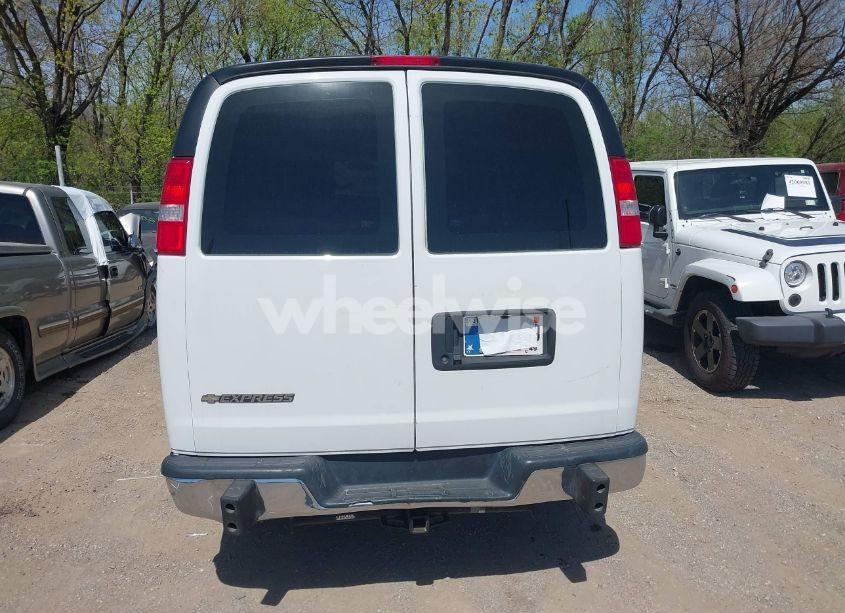 Photo 16 of 2020 Chevrolet Express CARGO RWD 2500 REGULAR WHEELBASE WT (VIN 1GCWGAFG9L1213396)