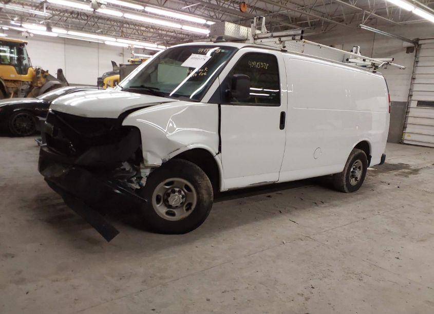 Photo 2 of 2019 Chevrolet Express 2500 WORK VAN (VIN 1GCWGAFGXK1273511)