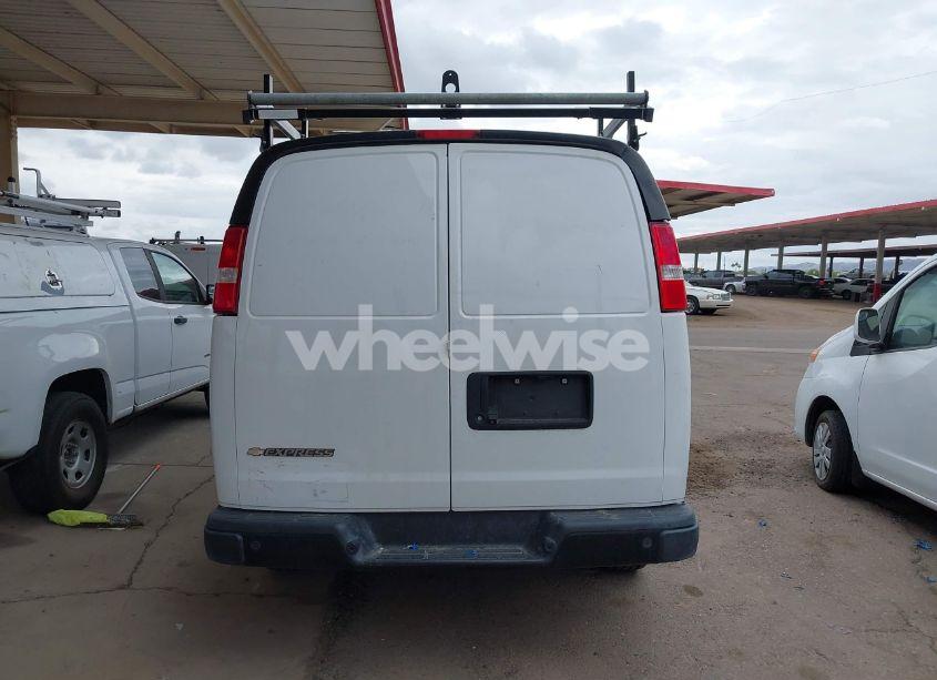 Photo 15 of 2020 Chevrolet Express CARGO RWD 2500 REGULAR WHEELBASE WT (VIN 1GCWGAFGXL1275695)