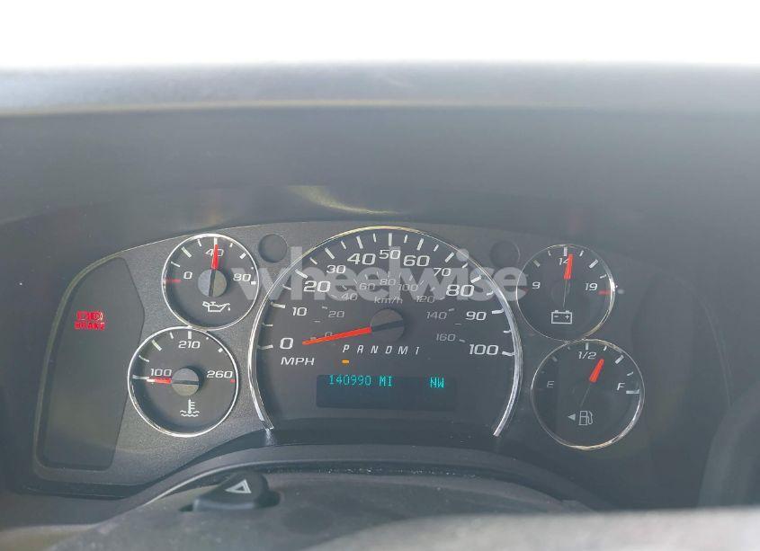 Photo 6 of 2020 Chevrolet Express CARGO RWD 2500 REGULAR WHEELBASE WT (VIN 1GCWGAFGXL1275695)