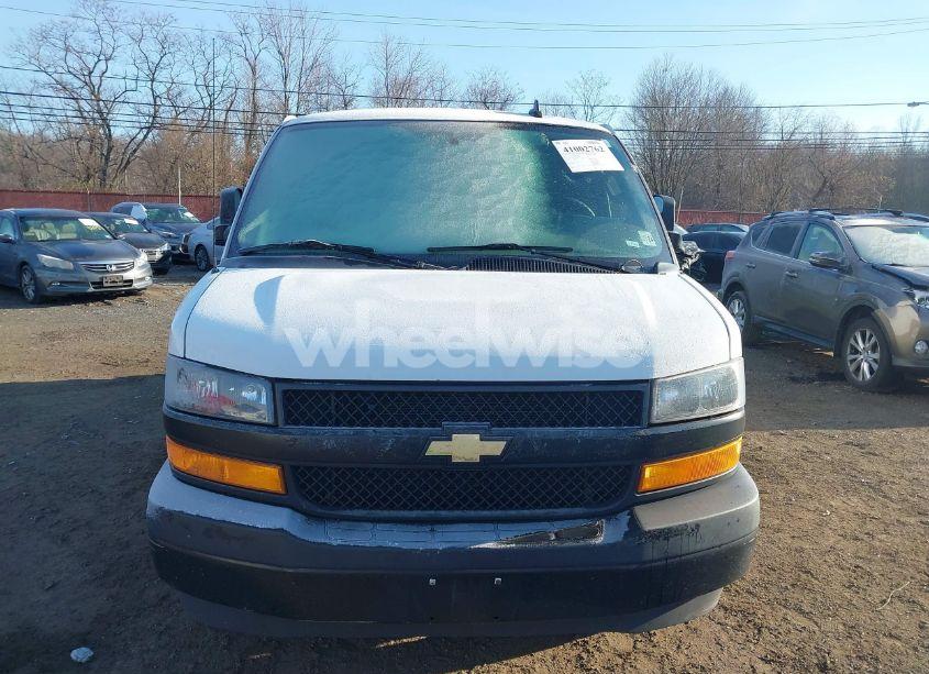 Photo 12 of 2019 Chevrolet Express 2500 WORK VAN (VIN 1GCWGAFP0K1166242)