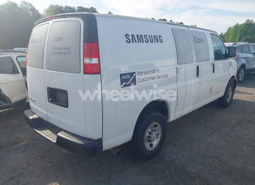 Photo 4 of 2019 Chevrolet Express 2500 WORK VAN (VIN 1GCWGAFP0K1170744)