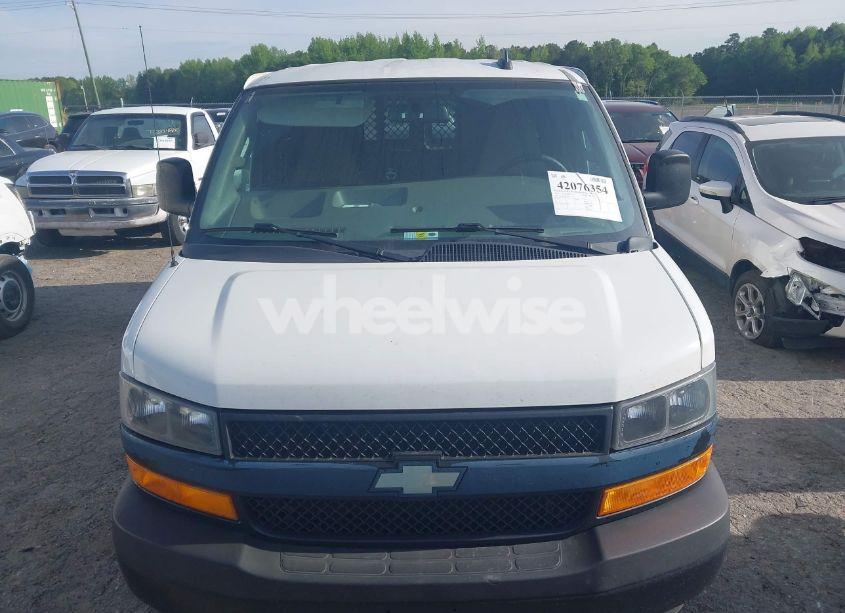 Photo 6 of 2019 Chevrolet Express 2500 WORK VAN (VIN 1GCWGAFP0K1170744)