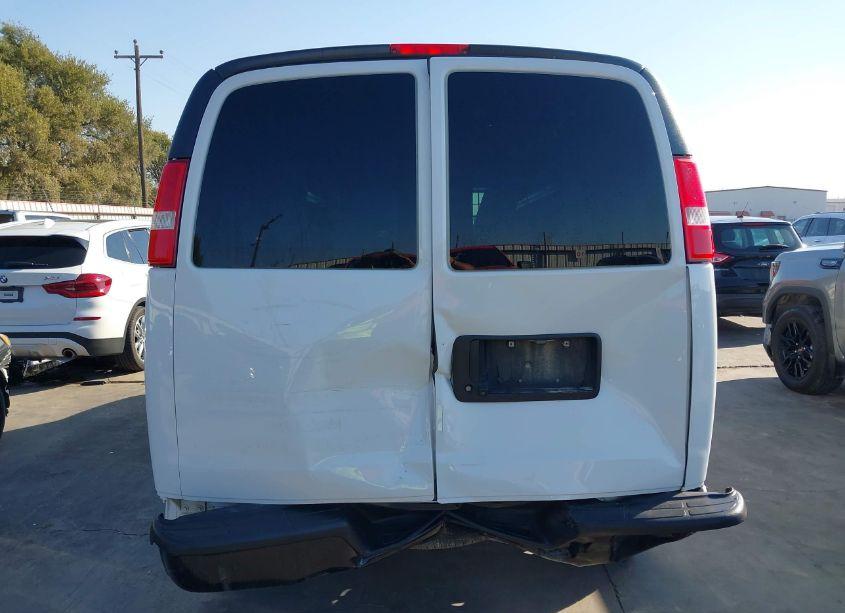 Photo 16 of 2020 Chevrolet Express CARGO RWD 2500 REGULAR WHEELBASE WT (VIN 1GCWGAFP0L1274507)