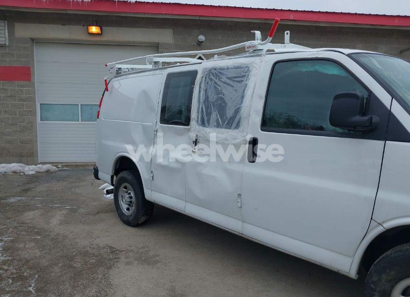 Photo 6 of 2023 Chevrolet Express CARGO RWD 2500 REGULAR WHEELBASE WT (VIN 1GCWGAFP0P1220632)