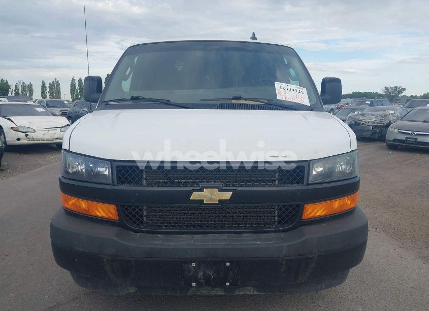 Photo 12 of 2019 Chevrolet Express 2500 WORK VAN (VIN 1GCWGAFP1K1254216)