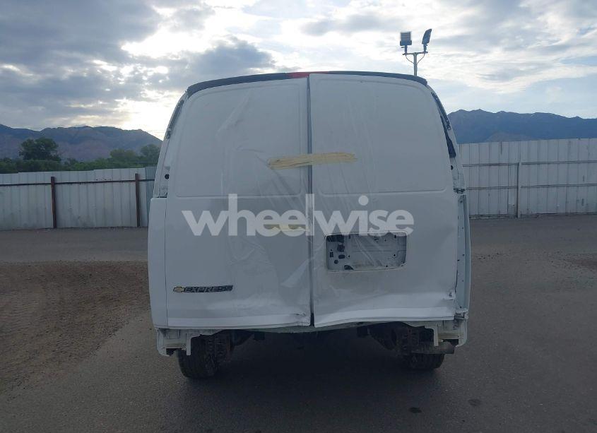 Photo 16 of 2019 Chevrolet Express 2500 WORK VAN (VIN 1GCWGAFP1K1254216)