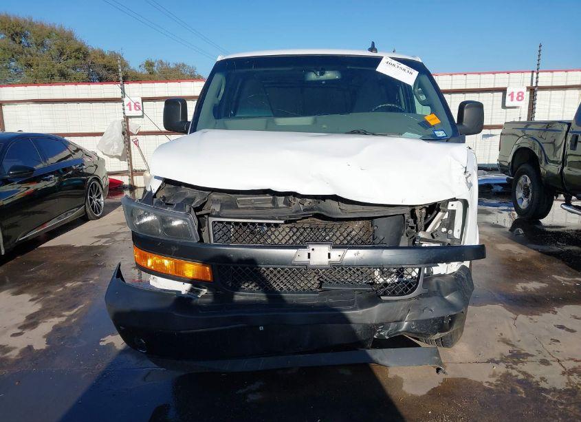 Photo 12 of 2021 Chevrolet Express CARGO RWD 2500 REGULAR WHEELBASE WT (VIN 1GCWGAFP1M1188608)