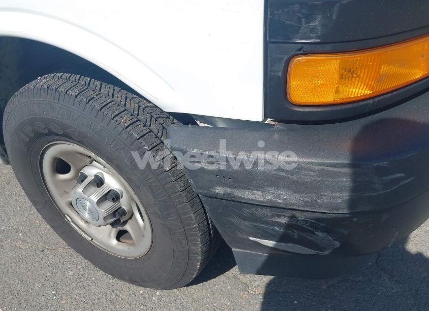 Photo 6 of 2019 Chevrolet Express 2500 WORK VAN (VIN 1GCWGAFP2K1251874)