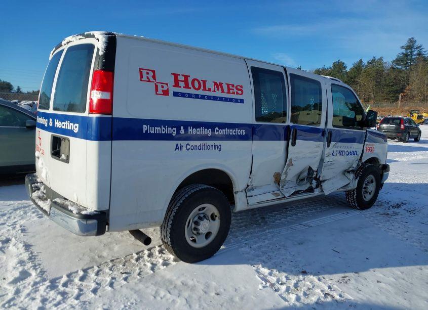 Photo 4 of 2019 Chevrolet Express 2500 WORK VAN (VIN 1GCWGAFP3K1220102)