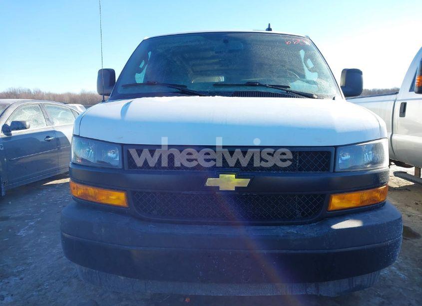 Photo 12 of 2020 Chevrolet Express CARGO RWD 2500 REGULAR WHEELBASE WT (VIN 1GCWGAFP3L1254140)