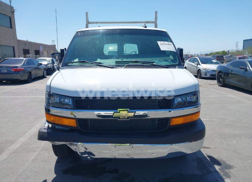 Photo 12 of 2020 Chevrolet Express CARGO RWD 2500 REGULAR WHEELBASE WT (VIN 1GCWGAFP3L1273819)