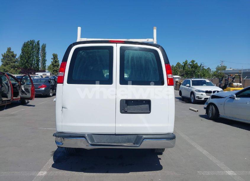 Photo 16 of 2020 Chevrolet Express CARGO RWD 2500 REGULAR WHEELBASE WT (VIN 1GCWGAFP3L1273819)