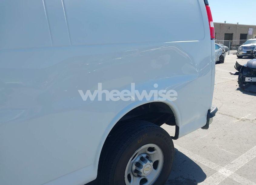 Photo 17 of 2020 Chevrolet Express CARGO RWD 2500 REGULAR WHEELBASE WT (VIN 1GCWGAFP3L1273819)
