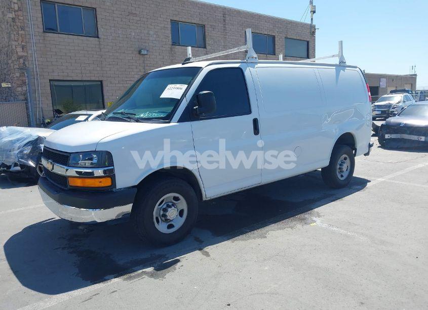 Photo 2 of 2020 Chevrolet Express CARGO RWD 2500 REGULAR WHEELBASE WT (VIN 1GCWGAFP3L1273819)