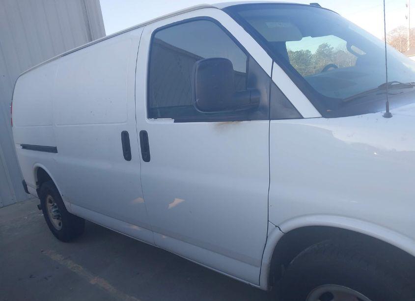Photo 13 of 2021 Chevrolet Express CARGO RWD 2500 REGULAR WHEELBASE WT (VIN 1GCWGAFP3M1169803)