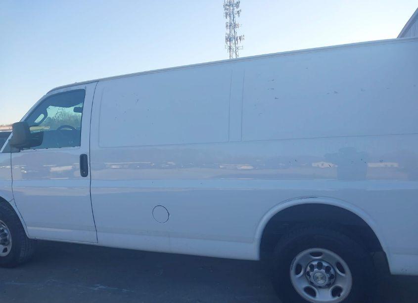 Photo 14 of 2021 Chevrolet Express CARGO RWD 2500 REGULAR WHEELBASE WT (VIN 1GCWGAFP3M1169803)