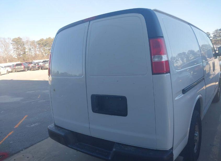 Photo 16 of 2021 Chevrolet Express CARGO RWD 2500 REGULAR WHEELBASE WT (VIN 1GCWGAFP3M1169803)