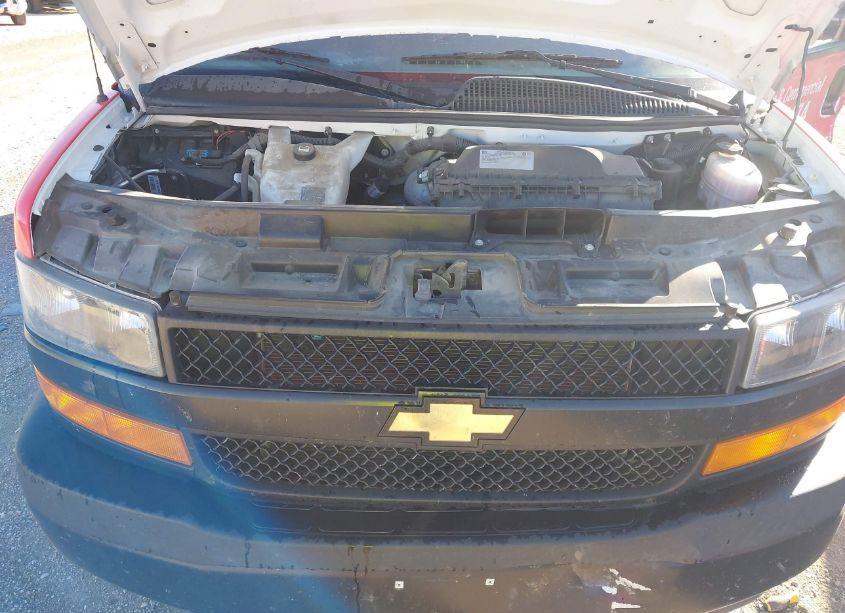 Photo 10 of 2021 Chevrolet Express CARGO RWD 2500 REGULAR WHEELBASE WT (VIN 1GCWGAFP4M1250812)