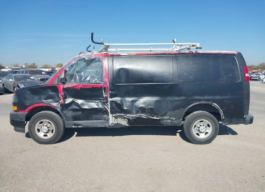 Photo 13 of 2021 Chevrolet Express CARGO RWD 2500 REGULAR WHEELBASE WT (VIN 1GCWGAFP4M1250812)