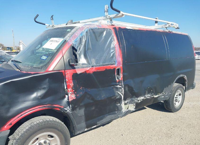 Photo 6 of 2021 Chevrolet Express CARGO RWD 2500 REGULAR WHEELBASE WT (VIN 1GCWGAFP4M1250812)