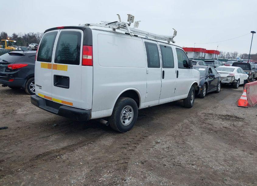 Photo 4 of 2023 Chevrolet Express CARGO RWD 2500 REGULAR WHEELBASE WT (VIN 1GCWGAFP4P1160760)