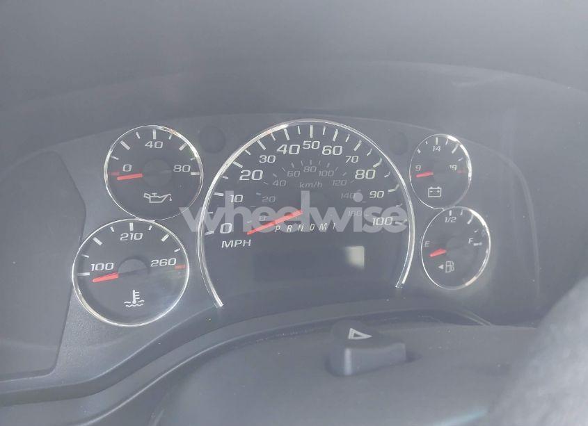 Photo 14 of 2018 Chevrolet Express 2500 WORK VAN (VIN 1GCWGAFP5J1300919)