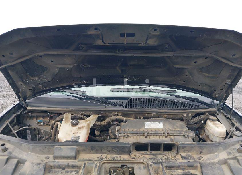 Photo 10 of 2019 Chevrolet Express 2500 WORK VAN (VIN 1GCWGAFP5K1184381)