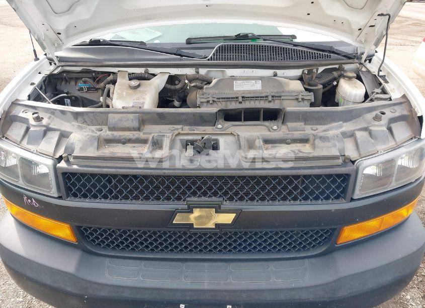 Photo 10 of 2019 Chevrolet Express 2500 WORK VAN (VIN 1GCWGAFP5K1204368)