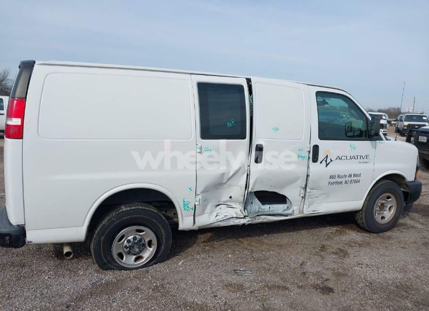 Photo 13 of 2019 Chevrolet Express 2500 WORK VAN (VIN 1GCWGAFP5K1204368)