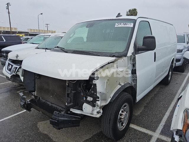 Photo 3 of 2019 CHEVROLET EXPRESS G2500 (VIN 1GCWGAFP5K1334425)