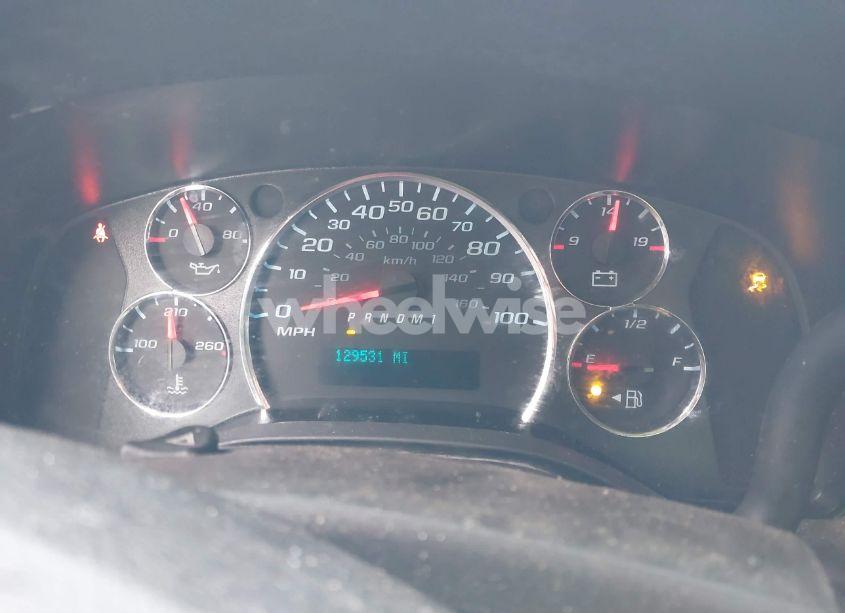 Photo 15 of 2020 Chevrolet Express CARGO RWD 2500 REGULAR WHEELBASE WT (VIN 1GCWGAFP5L1230258)