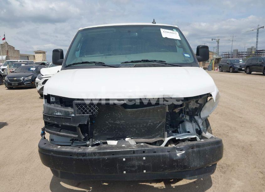 Photo 12 of 2023 Chevrolet Express CARGO RWD 2500 REGULAR WHEELBASE WT (VIN 1GCWGAFP5P1192004)