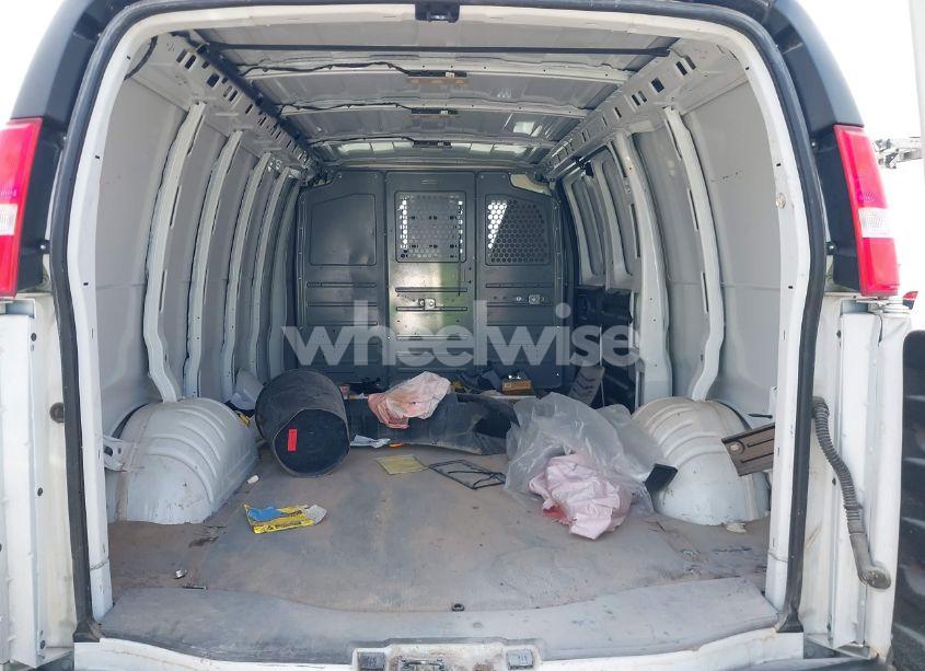 Photo 8 of 2023 Chevrolet Express CARGO RWD 2500 REGULAR WHEELBASE WT (VIN 1GCWGAFP5P1192004)