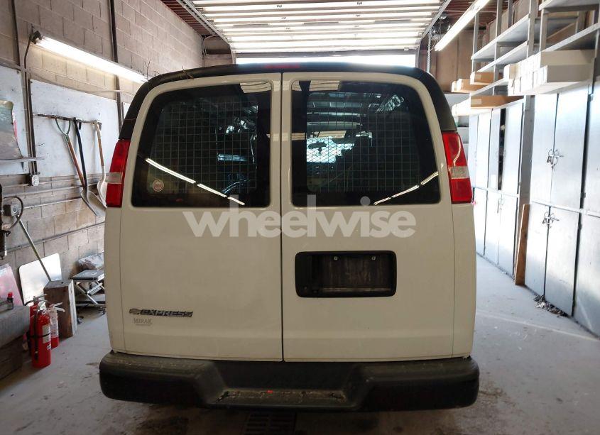 Photo 15 of 2018 Chevrolet Express 2500 WORK VAN (VIN 1GCWGAFP6J1315090)