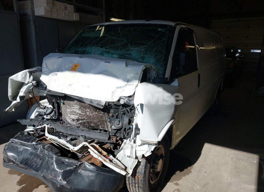 Photo 2 of 2018 Chevrolet Express 2500 WORK VAN (VIN 1GCWGAFP6J1315090)