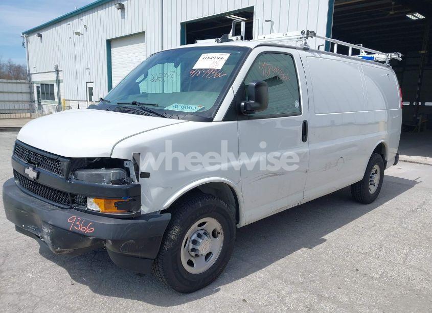 Photo 2 of 2019 Chevrolet Express 2500 WORK VAN (VIN 1GCWGAFP6K1240800)