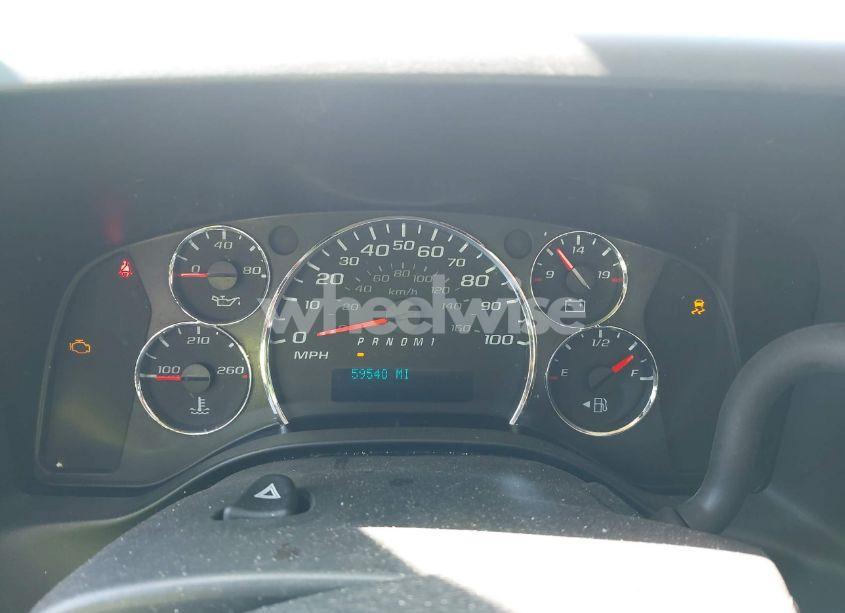 Photo 7 of 2019 Chevrolet Express 2500 WORK VAN (VIN 1GCWGAFP6K1240800)