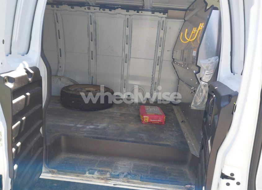 Photo 8 of 2019 Chevrolet Express 2500 WORK VAN (VIN 1GCWGAFP6K1240800)