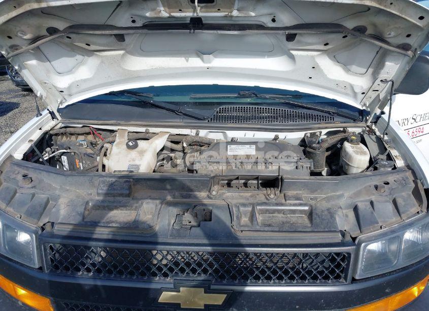 Photo 10 of 2019 Chevrolet Express 2500 WORK VAN (VIN 1GCWGAFP6K1365733)