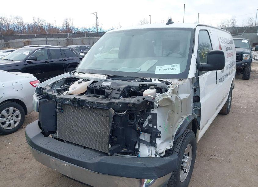 Photo 6 of 2021 Chevrolet Express CARGO RWD 2500 REGULAR WHEELBASE WT (VIN 1GCWGAFP6M1223384)