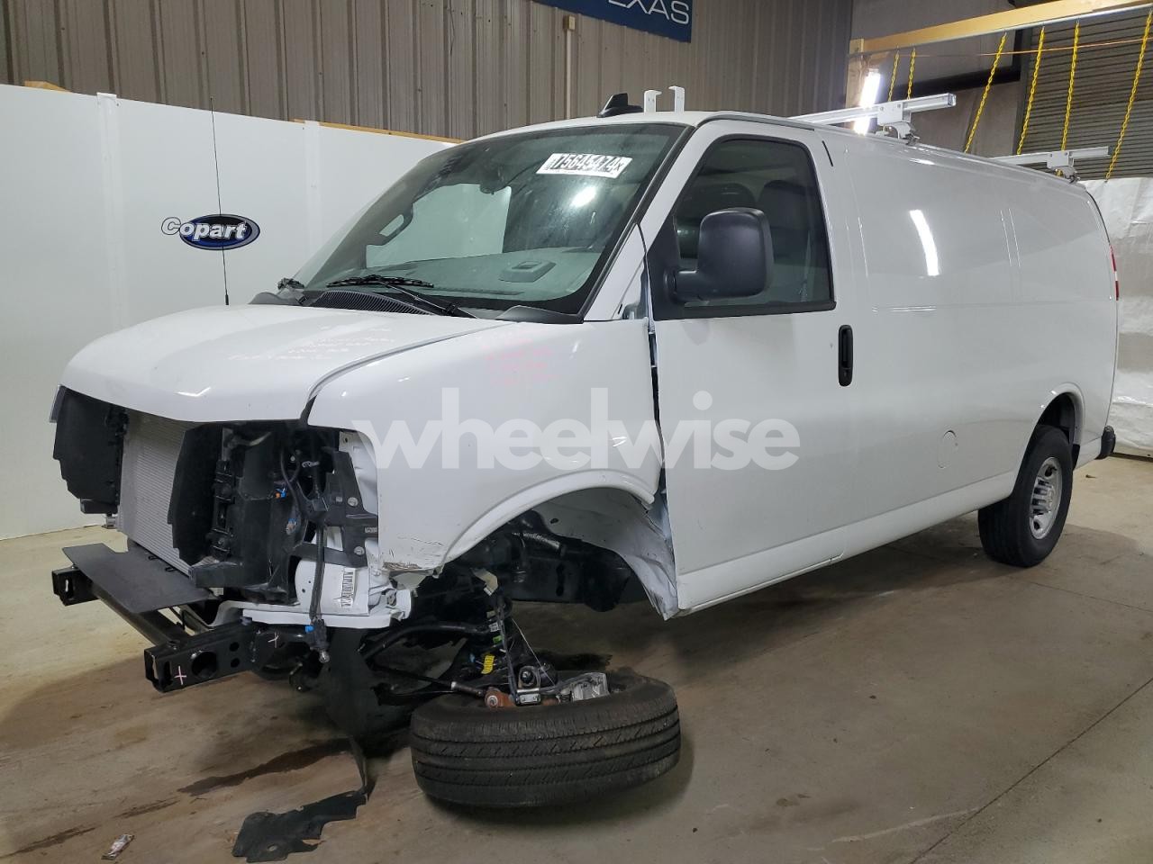 2024 CHEVROLET EXPRESS G2500 (VIN 1GCWGAFP6R1175389) main photo
