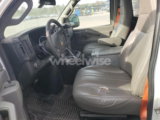 2018 CHEVROLET EXPRESS G2500 (VIN 1GCWGAFP7J1184428) main photo